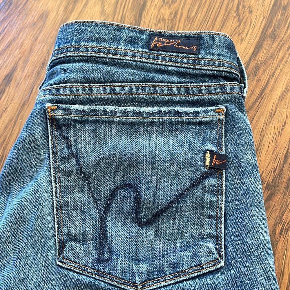 COH Citizens of Humanity low rise flare jeans Size 30